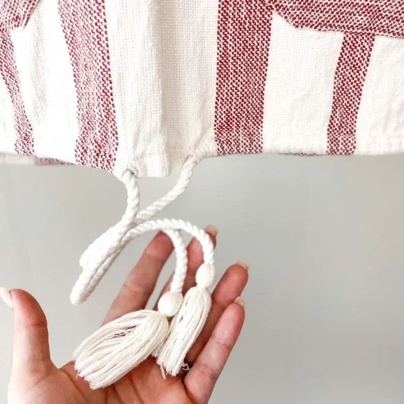 SOLD✨ ROXY Short Sleeve Poncho - Picture 4 of 6